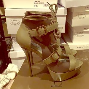 Olive open bootie Bebe